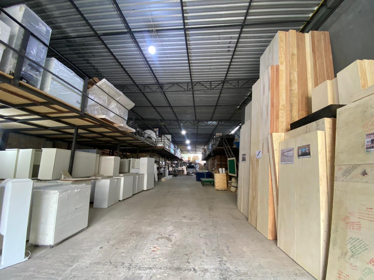 Infraestrutura MontLuck - Galpão de 1.200m²